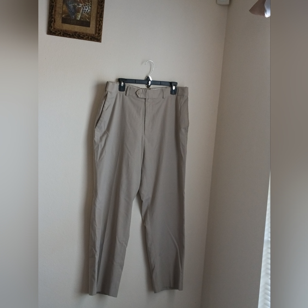 Stafford Pants Men 38 X 30 Beige Dress Pants Career Wardrobe Academia Preppy